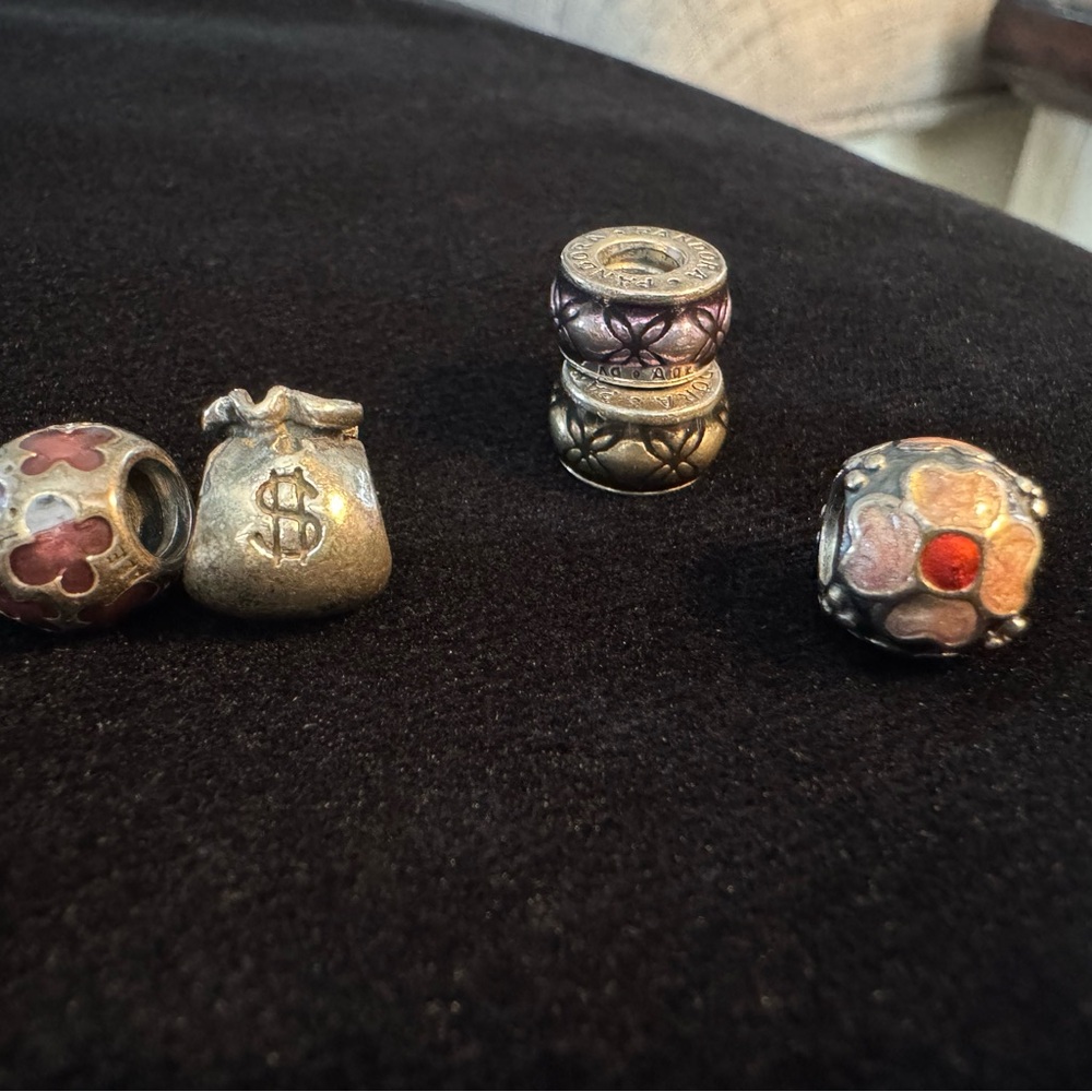 Authentic Pandora beads, great condition!